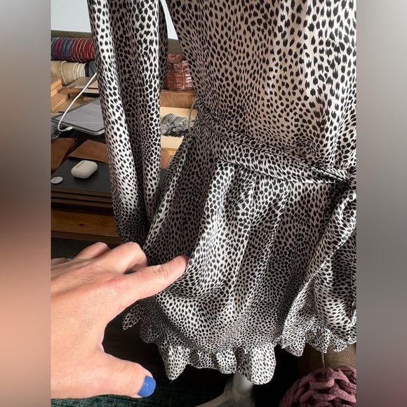 NWT Pink Martin leopard print ruffled mini shirtdress Size M - Picture 4 of 12